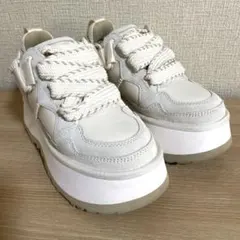 UGG Astromelアストロメル23cm Jasmine 厚底　スニーカーのサムネイル