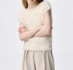 完売品　ＧU フェザーヤーンニットプルオーバー gu