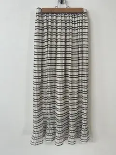 ローリーズファーム　フリー　ホワイト　ロングスカート　ウエストゴム