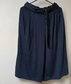 UNIQLO ネイビーガウチョパンツ Dカンベルト付きL