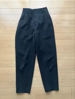 アーバンリサーチドアーズ　テーパードパンツ　ブラック　サイズ36