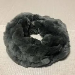 ラビット　スヌード　グレー色