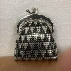 Item thumbnail for item 2e3e11cc-ba62-4e9c-a80c-49c139f38f52