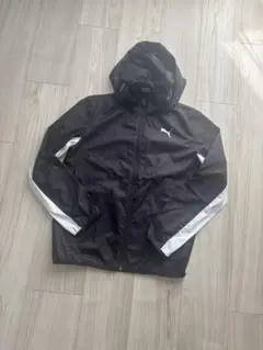 Puma フード付きナイロンジャケット 黒/白