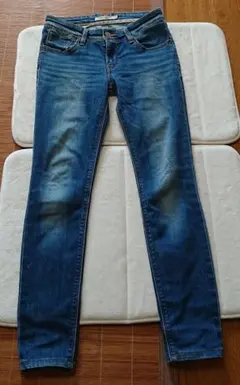 Item thumbnail for item 6b80060b-e340-498e-a3f2-11b5207e2b8f