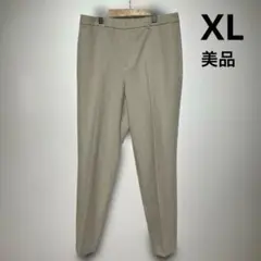 美品【UNIQLO】感動スリムパンツ　ベージュ　サイズXL　股下72cm