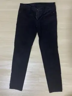 ユニクロ　黒 スキニーパンツ ジッパー付き