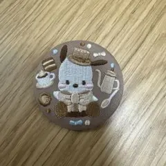 サンリオ ビスケット　刺繍缶バッチ biscuit3 ポチャッコ①