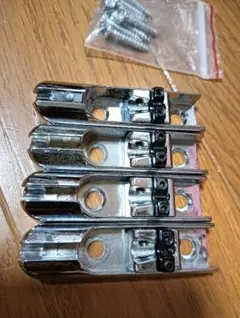 ベース用 シングルサドル ブリッジ 4個セット クロームのサムネイル