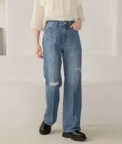 ローリーズファーム　ダメージフレアデニム