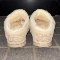 【❣️完売品】UGG パンプドスライド 26cm 試着のみ 箱あり ❣️完売品】UGG パンプドスライド 26cm 試着のみ 箱あり - メルカリ
