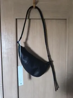 WYM ROUND MINI SHOULDER BAG　ブラック