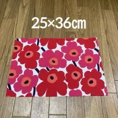 【正規品】25×36㎝マリメッコハギレ ミニウニッコ レッド
