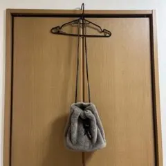 フェイクファー巾着ショルダーバッグ　グレー