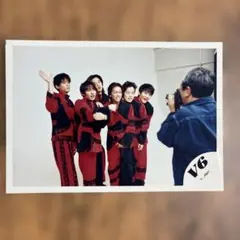 V6 公式写真のサムネイル