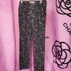 グリーン カジュアルパンツ