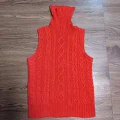 【ラルフローレン】レッド ケーブルニット ノースリーブ タートルネック