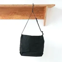 Item thumbnail for item f0d484fe-c4e1-40c7-ad1a-54cb11a55701