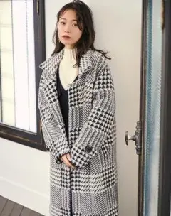 Cherie Monaコートのサムネイル