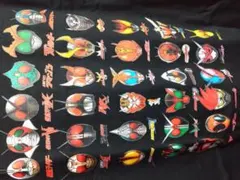 仮面ライダー 歴代ライダー集合 Tシャツ 新品３Lサイズのサムネイル