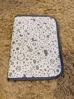 母子手帳ケース 花と動物デザイン モノクロ キャサリンコテージ マルチケース