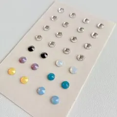 #762 スワロフスキーストーンの貼るピアス ミルキーカラー
