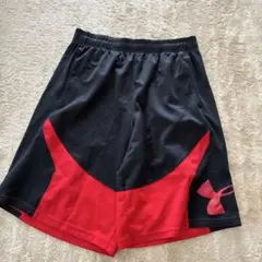 Under Armour 吸汗速乾 ショートパンツ 黒/赤　バスケットボール