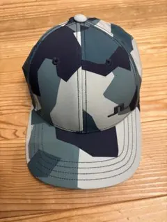 Item thumbnail for item b25f20e7-c856-4cae-aa2c-8765835edd70