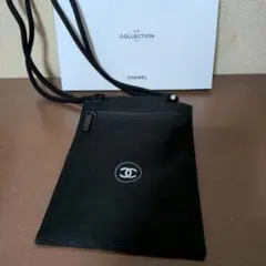 CHANEL BEAUTÉ スマホショルダーバッグのサムネイル