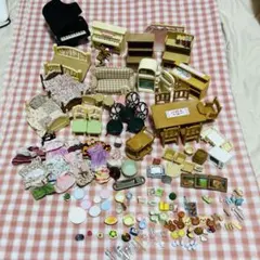 シルバニアファミリー 家具　まとめ売り　大量セット　ピアノ2台あり