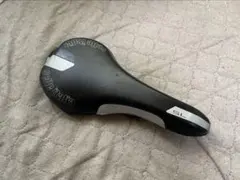 Selle Italia セラ•イタリア サドル　FIBREGLASS SLのサムネイル