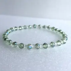 ガラスビーズブレスレット　クリア　カットオーロラグリーン