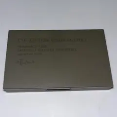 エテュセ アイエディション カラーパレット　05オリーブブラウン