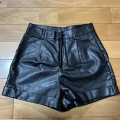 SHEIN ブラック ショートパンツ EU 36