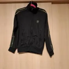 adidasOriginal　カモフラ柄トラックジャケット