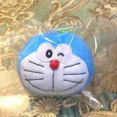 ドラえもん フェイスマスコット ぬいぐるみ ウインク　ラウンドワン限定