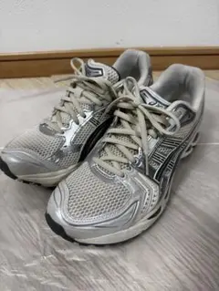 Asics Gel-Kayano 14 アシックス 26.0cm