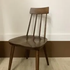 ④HIDA 飛騨産業 TUGUMI ダイニングチェア キツツキ