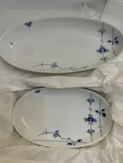   Blue Fluted Mega 楕円皿 Royal Copenhagen ブルーフルーテッド メガプレイン 楕円皿 2枚 - メルカリ