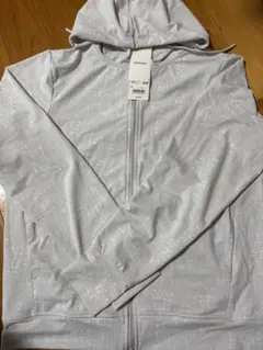 ライトグレー フルジップパーカー