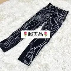 【超美品】スポーツレギンス　トレーニングタイツ　リーボック　Mサイズ
