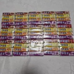 【新品未開封】PEZ ペッツ (4個×15セット)詰め替え用す 菓子 まとめ売りのサムネイル