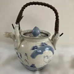 うさぎ絵柄 陶器製 急須 蔓持ち手作家物