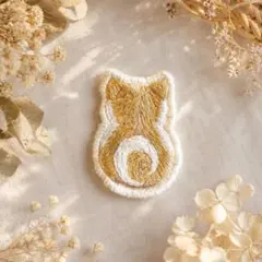 動物刺繍 柴犬　ブローチ
