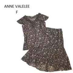 【ANNE VALELEE】ブラック 総花柄セットアップ F Vネックa0657