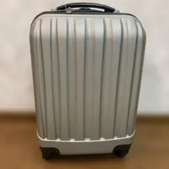 多機能キャリーケース【エナメルシルバーS】B19 - メルカリ