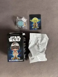 popmartスターウォーズ ボブルヘッド マスターヨーダのサムネイル