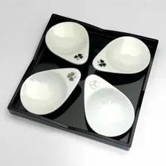 ◼︎未使用保管品◼︎【たち吉】クローバーデザイン　滴型箸置き　豆皿