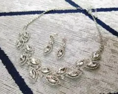 ウエディング パーティ 二次会 ネックレス ピアス セット