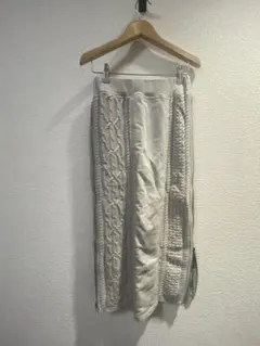 アイボリー ケーブルニット風ロングスカート②